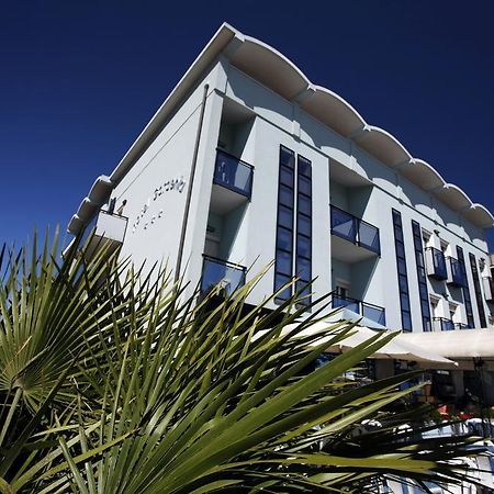 Hotel Gardenia Rimini Exteriér fotografie