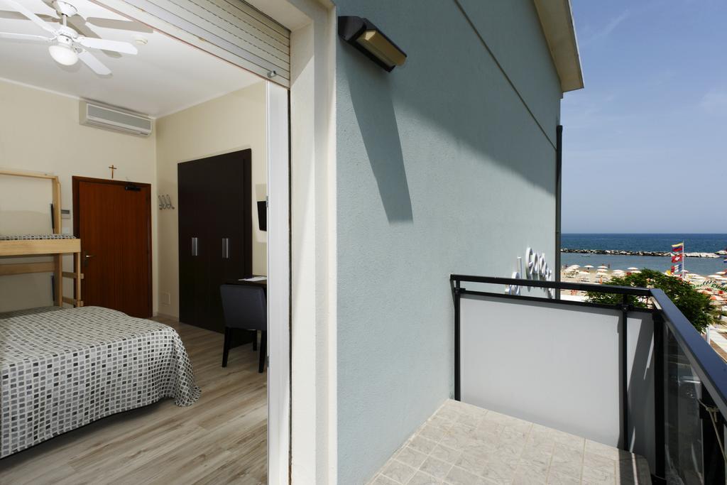 Hotel Gardenia Rimini Exteriér fotografie